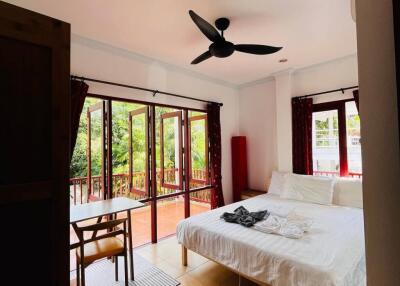 Luxurious Seaview Villa in Bang Rak