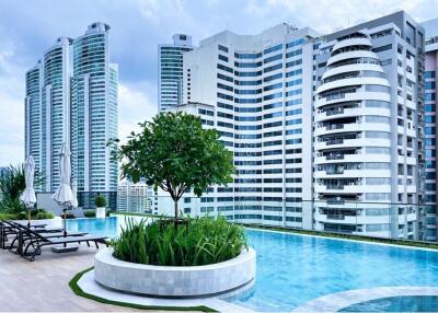 Luxury Condo Rental in Watthana, Bangkok