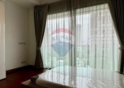 "Luxurious 2-Bed with PRIVATE SWIMIMG POOL in Sukhumvit 39