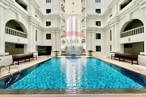 "Spacious 3BR Condo in Central Bangkok for Rent"