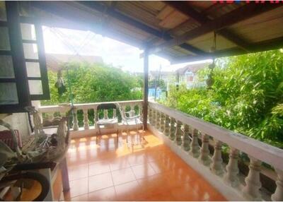 696 Sqm., 4 Beds Townhouse listed for ฿ 7,500,000.