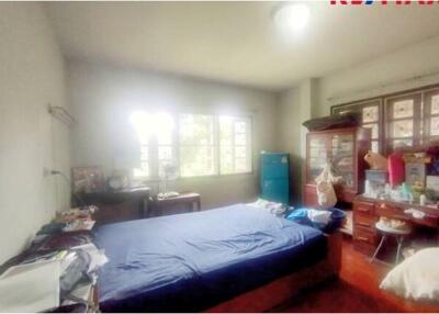 696 Sqm., 4 Beds Townhouse listed for ฿ 7,500,000.