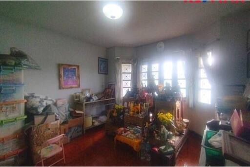 696 Sqm., 4 Beds Townhouse listed for ฿ 7,500,000.