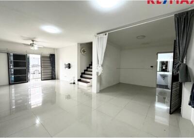 140 Sqm., 3 Beds Townhouse listed for ฿ 3,500,000.