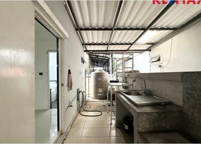 140 Sqm., 3 Beds Townhouse listed for ฿ 3,500,000.