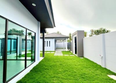 Modern 3-bedroom Poolvilla in Huay Yai