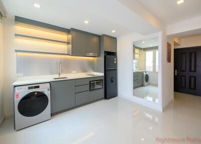 1 Bed Condo For Sale In Central Pattaya - Center Condotel