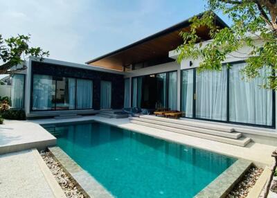 Modern house with a pool