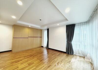 3 Bedroom for Sale in Avenue 61 Condominium, Watthana, Bangkok