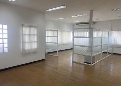 For Rent Bangkok Office Sukhumvit BTS Phra Khanong Watthana