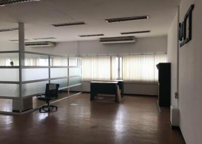 For Rent Bangkok Office Sukhumvit BTS Phra Khanong Watthana