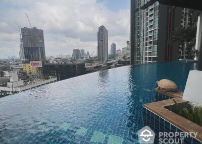 1-BR Condo at Sky Walk Residences near BTS Phra Khanong