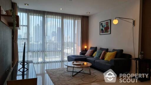 2-BR Condo at Fullerton Sukhumvit near BTS Ekkamai