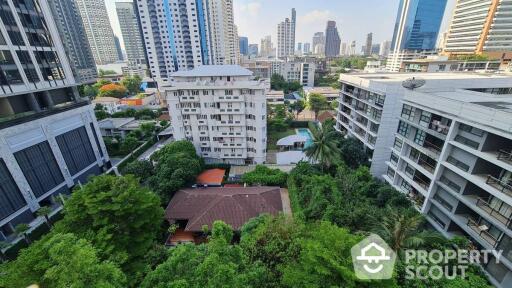 2-BR Condo at Fullerton Sukhumvit near BTS Ekkamai