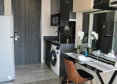 1-BR Condo at Ashton Asoke near MRT Sukhumvit