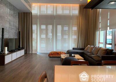 3-BR Condo at The Crest Ruamrudee near BTS Phloen Chit (ID 464924)