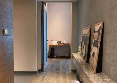 Spacious 3-BR Condo at The Crest Ruamrudee near BTS Phloen Chit (ID 464924)