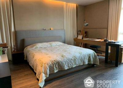 3-BR Condo at The Crest Ruamrudee near BTS Phloen Chit (ID 464924)