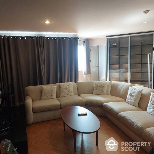 2-BR Condo at Belle Park Residence Condominium in Chong Nonsi