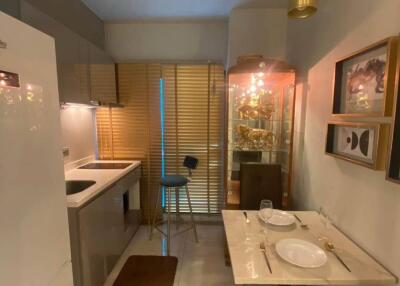 1-BR Condo at Life Asoke - Rama 9 near MRT Phra Ram 9