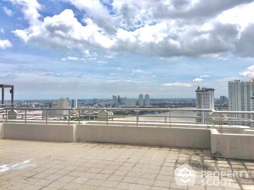 5-BR Condo at Watermark Chaophraya near BTS Krung Thon Buri