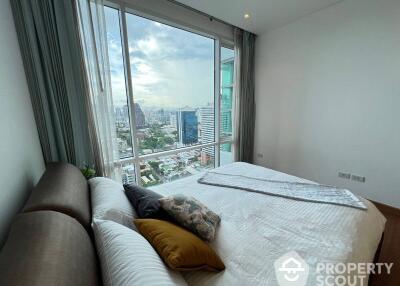 2-BR Condo at Fullerton Sukhumvit near BTS Ekkamai