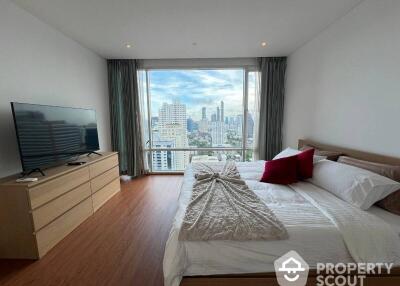 2-BR Condo at Fullerton Sukhumvit near BTS Ekkamai