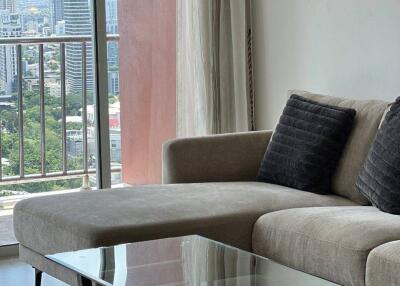 2-BR Condo at Fullerton Sukhumvit near BTS Ekkamai