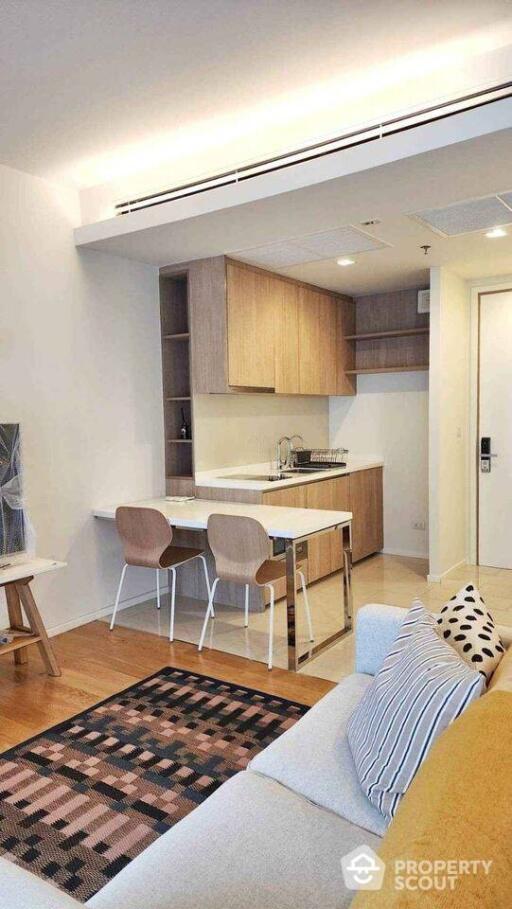 1-BR Condo at Circle Living Prototype New Petchburi near MRT Phetchaburi