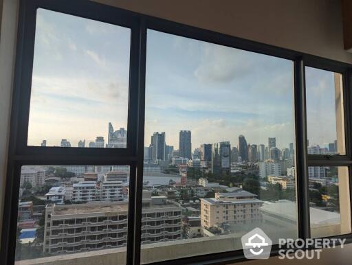 3-BR Condo at Baan Nonsi close to Thanon Chan