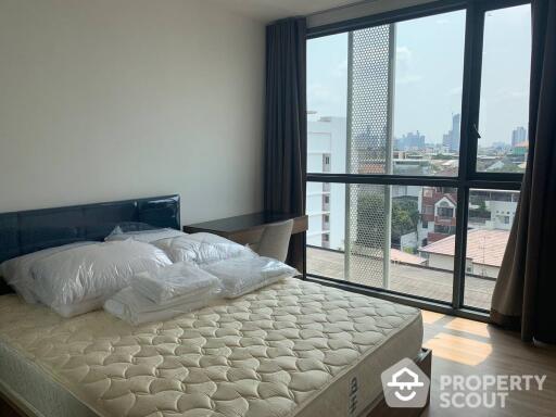 1-BR Condo at Taka Haus near BTS Ekkamai