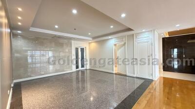 3 Bedrooms Condo plus Study Room - Sukhumvit 23