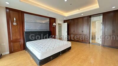 3 Bedrooms Condo plus Study Room - Sukhumvit 23