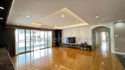 3 Bedrooms Condo plus Study Room - Sukhumvit 23