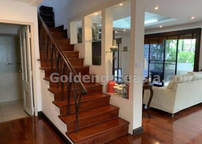 3 Bedrooms Townhouse in Family Compound - Sukhumvit 31