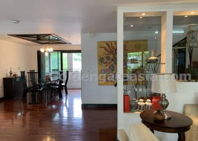 3 Bedrooms Townhouse in Family Compound - Sukhumvit 31