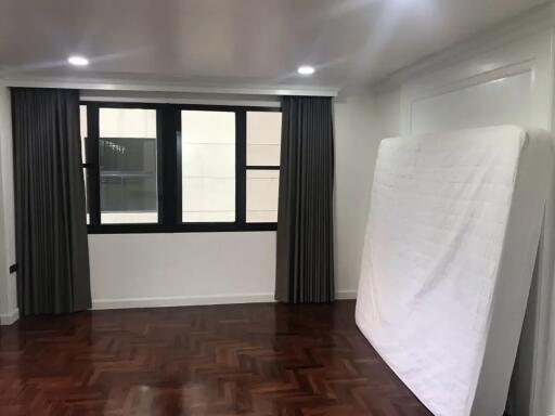 Supreme Ville 2 bedroom condo for rent