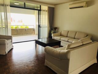 3 bedroom apartment for rent at Baan Sailom