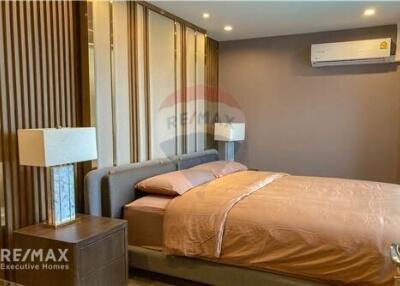 Pet-Friendly Penthouse Room for Rent near Phloen Chit BTS