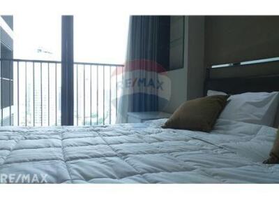 Noble Remix Condo For Rent - High Floor 2 Bedroom, Negotiable Price, 3 Mins Walk to BTS Thong Lo