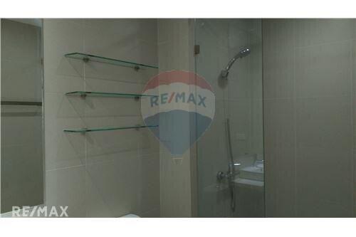 Noble Remix Condo For Rent - High Floor 2 Bedroom, Negotiable Price, 3 Mins Walk to BTS Thong Lo