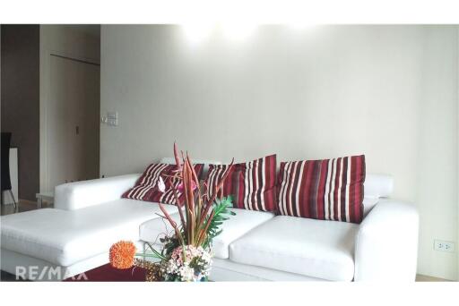 Noble Remix Condo For Rent - High Floor 2 Bedroom, Negotiable Price, 3 Mins Walk to BTS Thong Lo