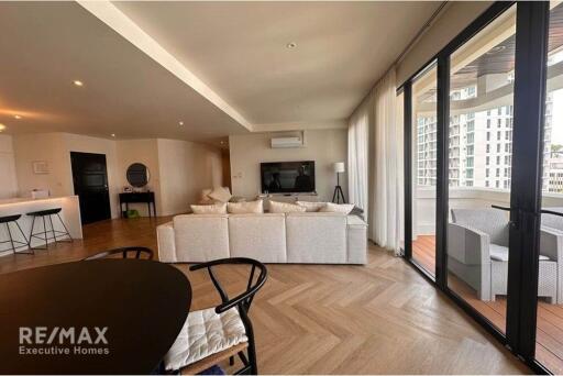 Renovated 3-Bedroom Condo with Spacious Balcony in Phromphong Area