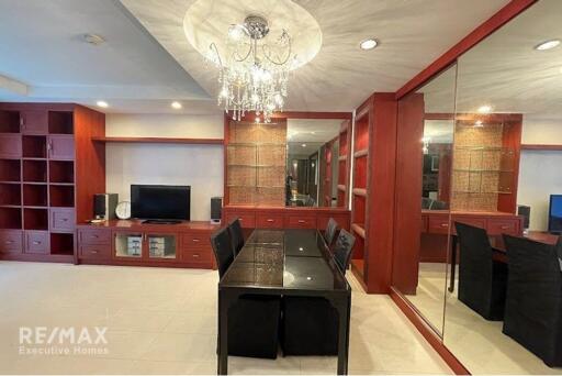 Luxurious 2BR Condo with BTS Ekkamai 11 Mins Walk - Avenue 61