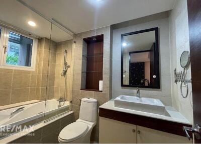 Luxurious 2BR Condo with BTS Ekkamai 11 Mins Walk - Avenue 61