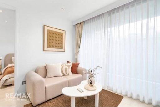 Luxurious 1-Bedroom Condo with BTS Phloen Chit 4 mins walk in Craft Ploenchit, Bangkok