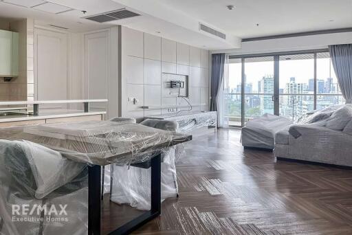 2Beds Condo For Sale with Tenant in The Lakes, 5 Mins Walk to BTS Asok