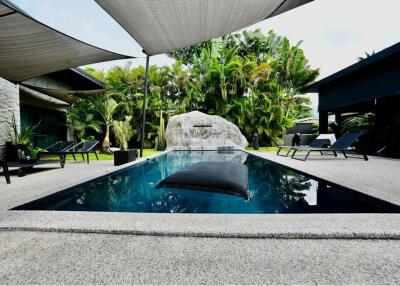 3 Bedroom Jungle pool Villa in Maenam, Koh Samui, Thailand