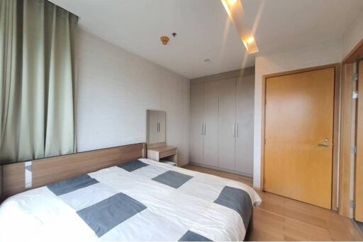 Spacious 3 Bedroom Condo Just 3 Mins Walk to BTS Thong Lo