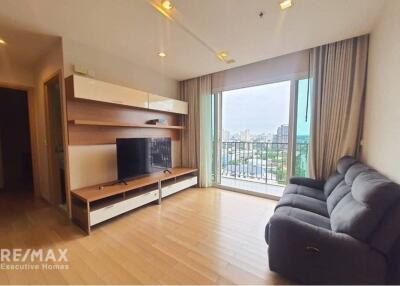 Spacious 3 Bedroom Condo Just 3 Mins Walk to BTS Thong Lo